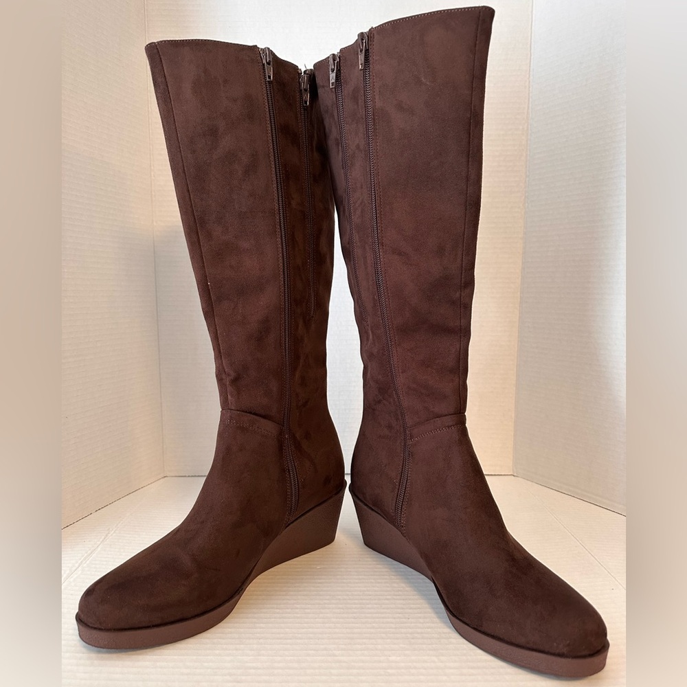 Aerosoles Binocular Wedge Boot (New) - Picture 7 of 12